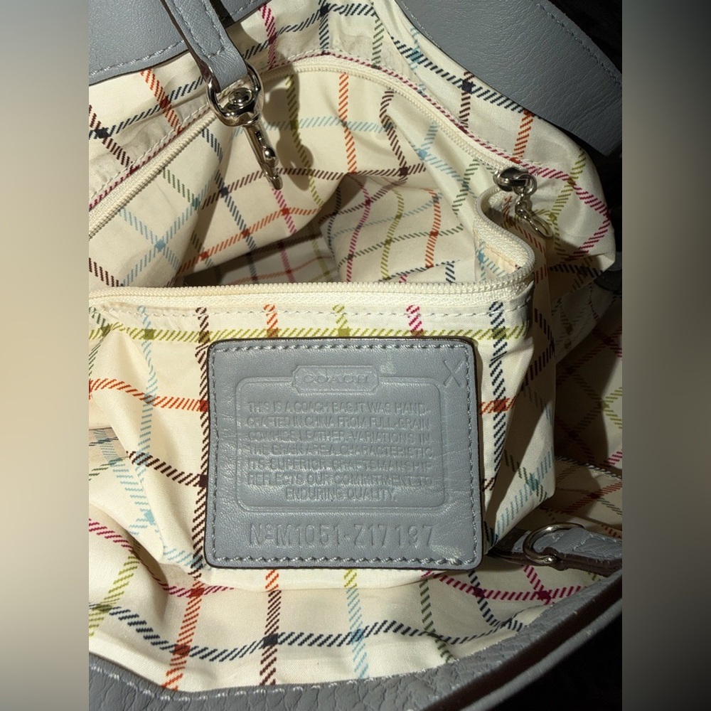 Coach Gray Leatherware Shoulder Bag Bucket Hobo Tattersall Plaid lining Z17197 - Picture 2 of 16